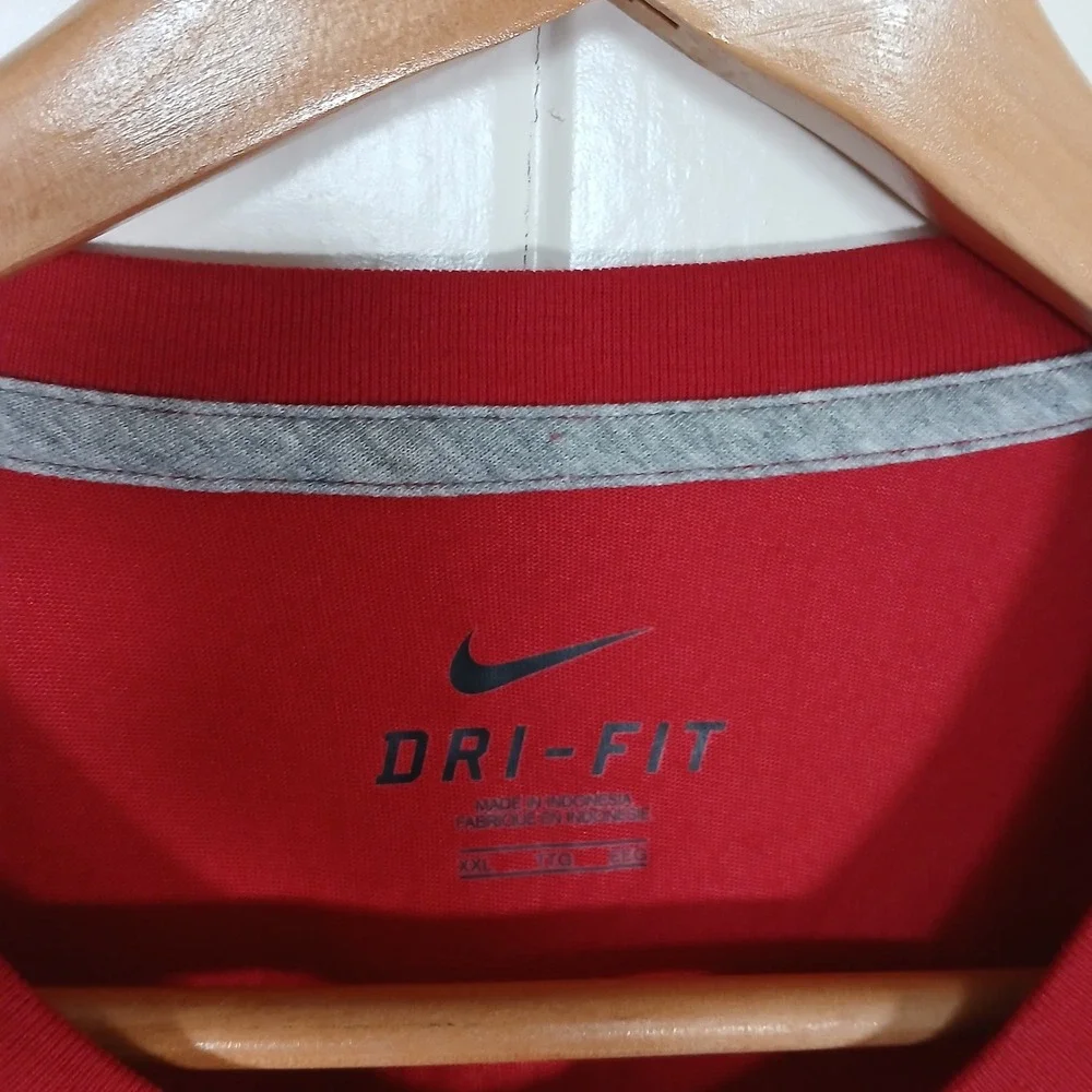 Nike Dri-FIT T-Shirt Mens XXL Red Short Sleeve Performance Active 520946-648